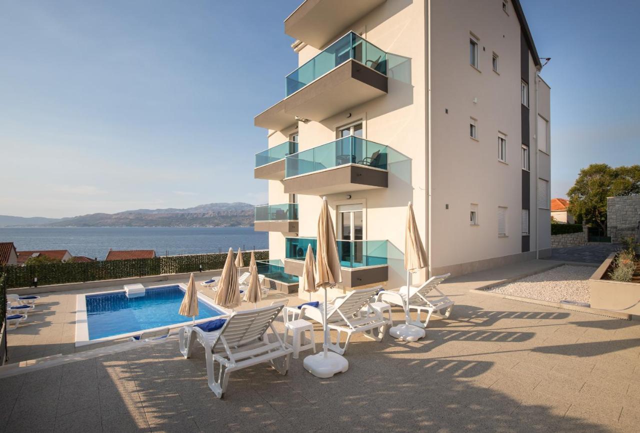 Apartments Blueview Postira Εξωτερικό φωτογραφία