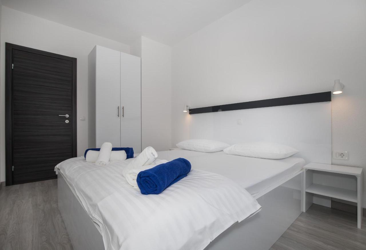 Apartments Blueview Postira Εξωτερικό φωτογραφία