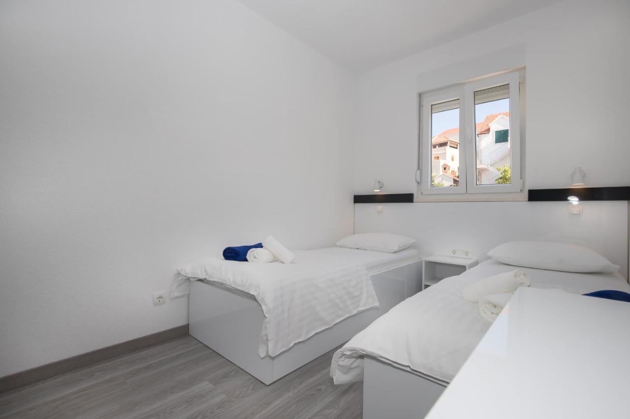 Apartments Blueview Postira Εξωτερικό φωτογραφία