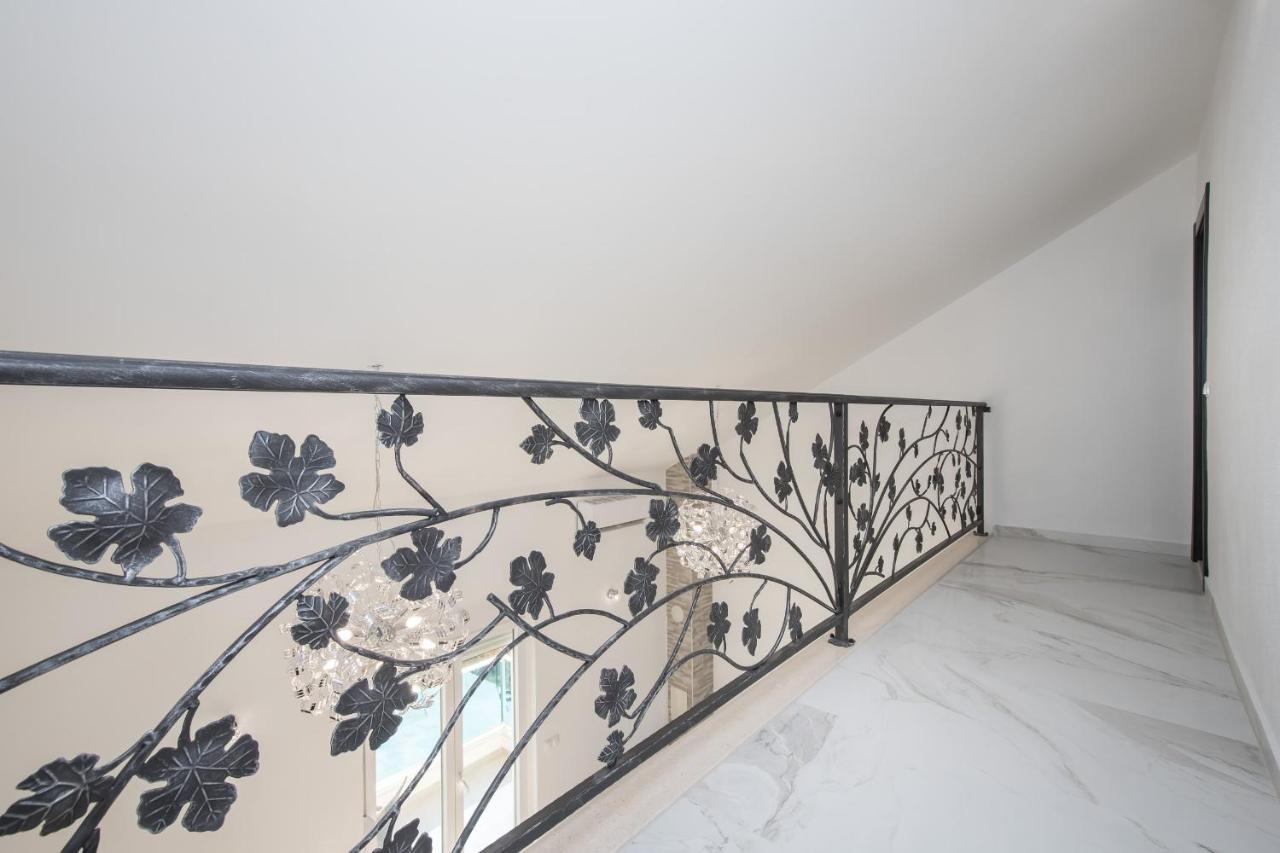 Apartments Blueview Postira Εξωτερικό φωτογραφία