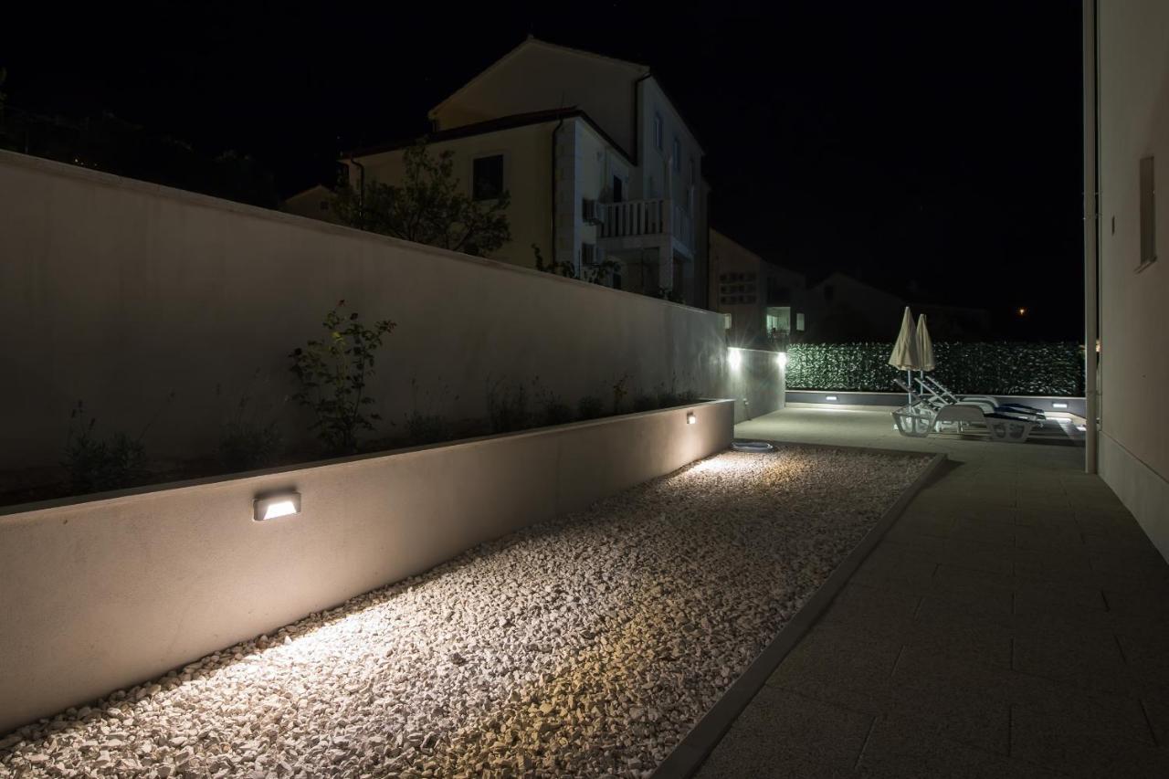 Apartments Blueview Postira Εξωτερικό φωτογραφία