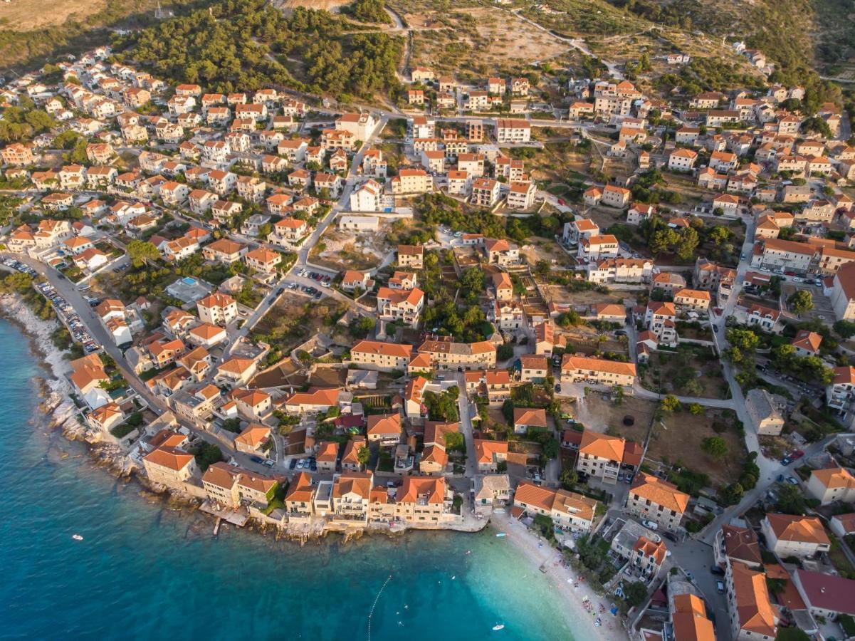 Apartments Blueview Postira Εξωτερικό φωτογραφία